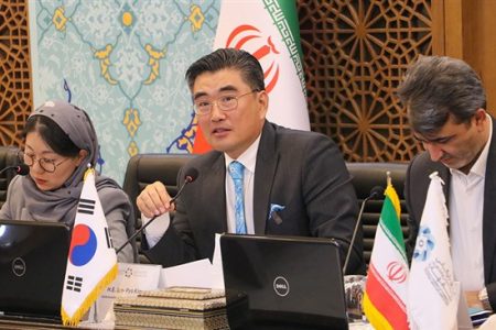 سیگنال مثبت جمهوری کره به اقتصاد اصفهان | ترکیب توان صنعتی اصفهان با تجربه دیجیتال کره‌جنوبی، موج تازه‌ای از همکاری‌های جهانی ایجاد می‌کند