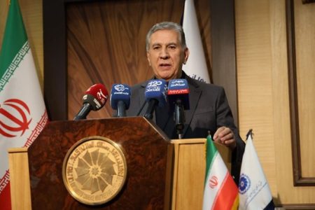 پیمان‌سپاری ارزی به یک مالیات پنهان بر صادرات رسمی تبدیل شده است | جزییات فرصت تجارت گندم با قزاقستان | انتظارات ۱۰گانه از دبیرکل جدید اتاق ایران