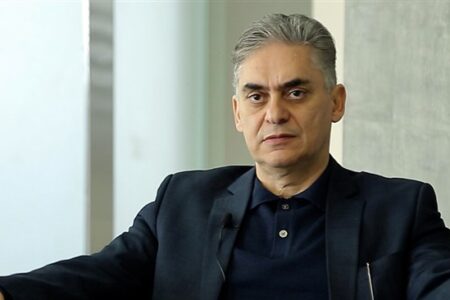 محمد لاهوتی: شرایط نه جنگ و نه صلح فرصت برنامه‌ریزی را از فعالان اقتصادی گرفته است