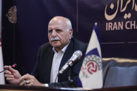 ذخایر کالاهای اساسی کشور کافی است