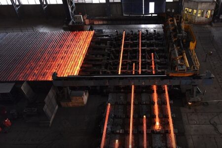 عبور از ظرفیت اسمی کارخانه فولادسازی