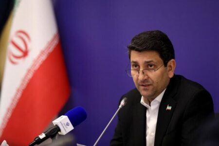 وزیر ارتباطات: اختلالات بانک‌ها ارتباطی به باز شدن اینترنت بین‌الملل نداشت