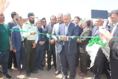 افتتاح نیروگاه خورشیدی ۵۰۰ کیلوواتی با الگوی تعاونی در روستای فهنه به همت اتاق تعاون خراسان رضوی
