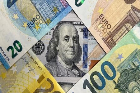 افزایش قیمت رسمی انواع ارز در مرکز مبادله ایران