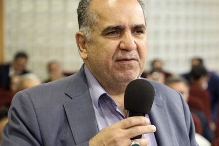 افزایش ۷۰ تا ۸۰ درصدی مواد اولیه، رکود بازار فرش ماشینی را تشدید کرد/ ضرورت ثبات فضای اقتصادی افزایش ۷۰ تا ۸۰ درصدی مواد اولیه، رکود بازار فرش ماشینی را تشدید کرد/ ضرورت ثبات فضای اقتصادی