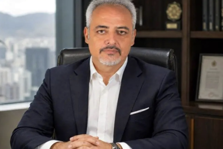 تجهیزات عکاسی گران، سفارشها شدیدا کم شد| عکاسان زیادی بدون مجوز و زیرزمینی کار میکنند تجهیزات عکاسی گران، سفارشها شدیدا کم شد| عکاسان زیادی بدون مجوز و زیرزمینی کار میکنند