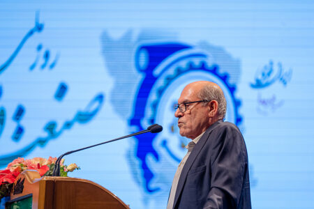 رونق تولید از مسیر کاهش مداخلات و مقررات‌زدایی می‌گذرد
