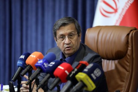 همتی: رمزنگاری پساکوانتومی سپر امنیتی آینده شبکه بانکی است