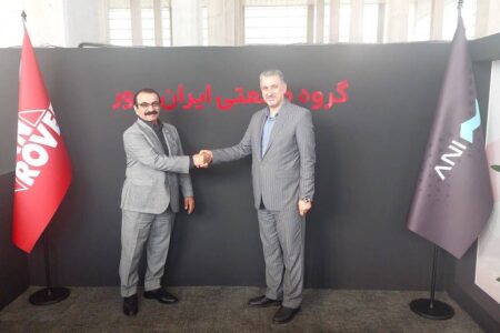 امضای تفاهم‌نامه همکاری بانک سرمایه با ایران روور و مزین خودرو؛ توسعه تعاملات با فعالان صنعت خودرو و مجموعه‌های اقتصادی
